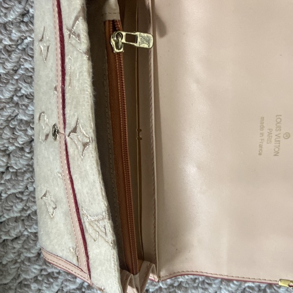 LV wallet - Picture 6 of 6